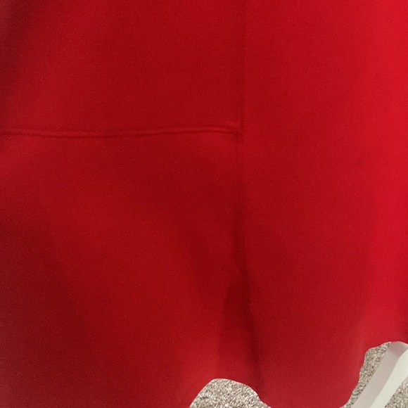 The best red dress! - Picture 4 of 6